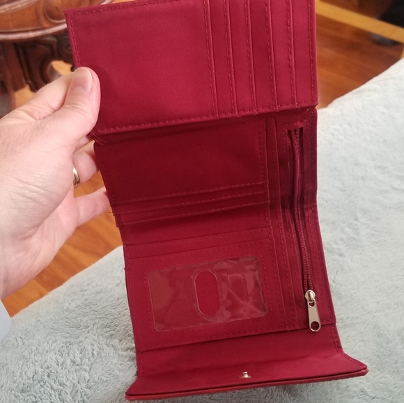 Red Tri Fold Wallet - Picture 3 of 4